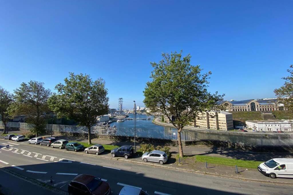 Milin : Appt 2 Ch Vue Sur Mer, Lumineux - Centre-Ville, Proche Facs, Telepherique Et Arsenal. Brest Buitenkant foto